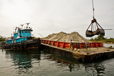 Donjon Marine tugs - Brian Nicholas