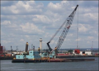 Donjon Marine clamshell dredge - Michigan